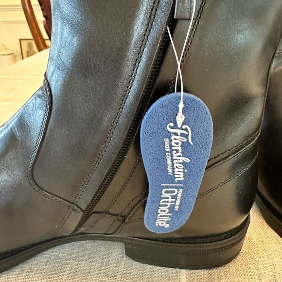 Florsheim Men's Medfield Plain Toe Zip Boot Fashion Black New 10.5 EEE - Picture 6 of 7